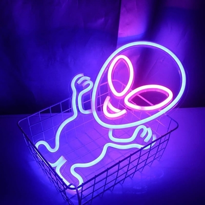 Publicidad personalizada de la tienda LED Neon Sign con diseño alienígena y material acrílico