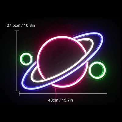 Transforme su habitación en un espacio fresco y de moda con nuestra luz LED de la señal de neón del planeta