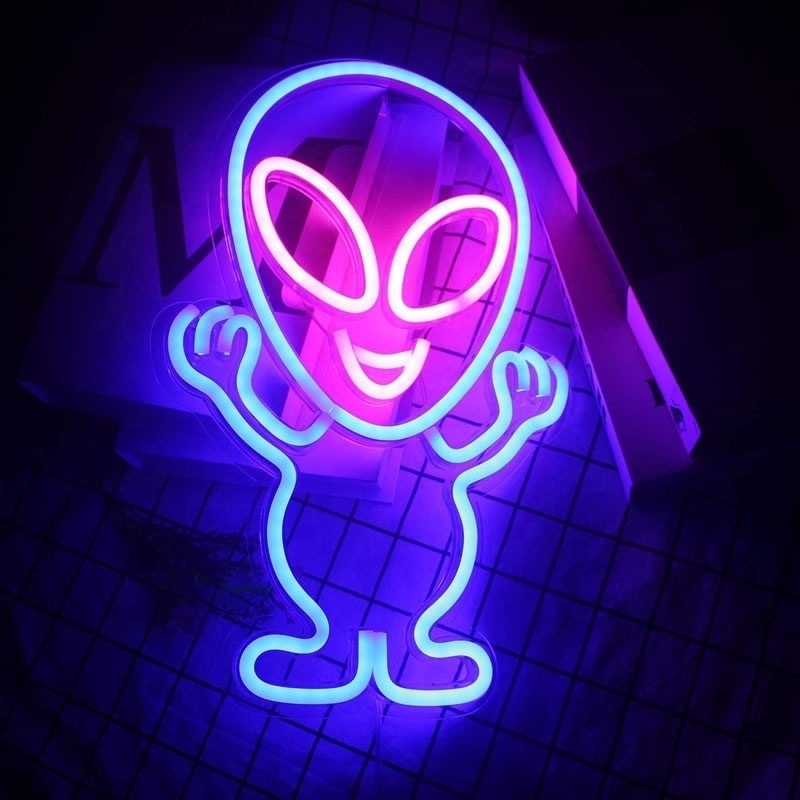 Publicidad personalizada de la tienda LED Neon Sign con diseño alienígena y material acrílico