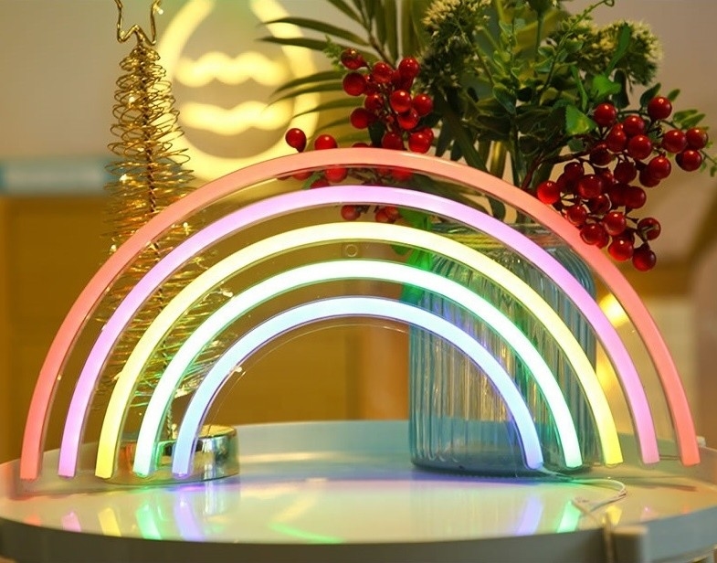 Set de sala de fiestas Signos de neón LED Signo acrílico con luces LED RGB Personalizado y operado por USB